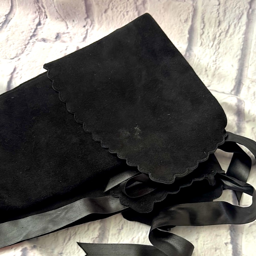 🔵RED Valentino Black Suede Women's Shoes - Picture 5 of 11